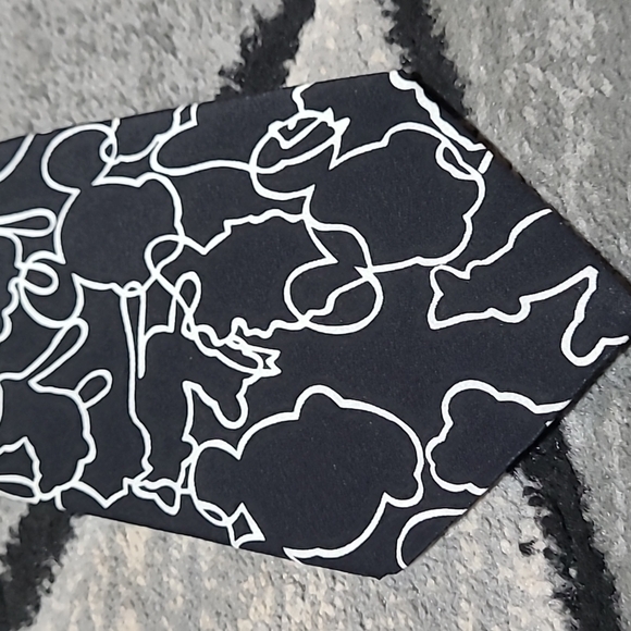 VINTAGE Disney Mickey Mouse & Pluto Silhouettes Silk Dress Tie - Picture 3 of 8